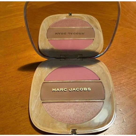 MARC JACOBS BEAUTY NWT Blush Bronzer Highlight Face Palette Cafe O! Mega x Three - Picture 3 of 6